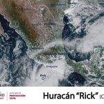 Huracán Rick continúa su desplazamiento generando lluvias fuertes y alto oleaje en Guerrero:SPCGRO