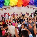 Gran celebración por el Día de la Niña y el Niño en la casa del pueblo de Guerrero