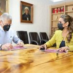 La gobernadora Evelyn Salgado Pineda y el titular de la Secretaría de Contraloría y Transparencia Gubernamental Guerrero, Eduardo Loría Casanova
