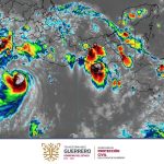 Se aleja huracán “Bonnie” de las costas y se reanudan clases en Guerrero