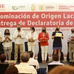 Recibe la gobernadora Evelyn Salgado la Denominación de Origen Lacas de Olinalá