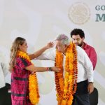 Inicia AMLO y gobernadora Evelyn Salgado gira de trabajo por Guerrero para revisar avances de programas Bienestar y Caminos Artesanales en la Montaña