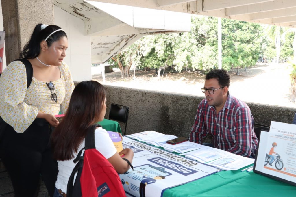 Inauguran en Acapulco la primera Feria Nacional del Empleo de las ...