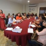Capacitan a responsables de las Unidades de Género de las dependencias estatales sobre las alertas de género