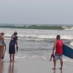 Fenómeno de mar de fondo afecta las costas de Guerrero