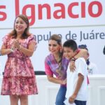 Entrega la gobernadora Evelyn Salgado 345 apoyos del programa Becas Ignacio Manuel Altamirano en Acapulco