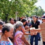Entrega DIF Estatal apoyos a familias de Acapulco afectadas por Max