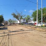 Personal de Obras Públicas Guerrero avanza en la apertura de las calles cercanas al Hospital de Renacimiento en Acapulco,