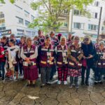 Más adultos mayores acuden a la embajada de Norteamérica en la CDMX, para tramitar su visa americana apoyados por el programa “Lazos Migrantes”