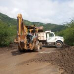 Instruye Evelyn Salgado brindar atención a carreteras afectadas por lluvias en la Montaña