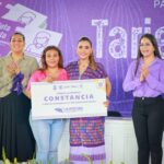 Entrega Evelyn Salgado mil 267 certificados y constancias de capacitación a mujeres beneficiarias del programa Tarjeta Violeta