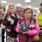 Logra la gobernadora Evelyn Salgado el reencuentro de 38 adultos mayores con sus familiares en Chicago IL