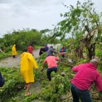 El subsecretario de Finanzas del Estado de Guerrero, Ricardo Salinas, proporcionó apoyo de mano de obra