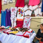 Promueve la gobernadora, Evelyn Salgado Pineda la exposición y venta de artesanías en el zócalo de Chilpancingo