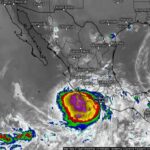 Tormenta Tropical John podría alcanzar la categoría uno de huracán en las próximas horas