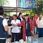 El equipo de la Secretaría de Educación Guerrero, visitó el albergue que aloja a 60 personas en la Escuela Primaria “Emiliano Zapata”, de la comunidad San Juan de los Llanos