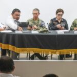 Instruye la gobernadora Evelyn Salgado redoblar esfuerzos en la entrega de ayuda humanitaria y restablecer la conectividad carretera en el estado