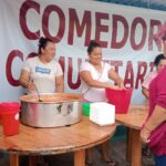 La Subsecretaría de Finanzas, de la Secretaría de Finanzas y Administración de Guerrero, realizó la entrega de alimentos preparados para los comedores de la Poza, Puerto Marqués y Plan de Los Amates
