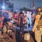 Elementos de la SGIRPCGRO y bomberos del municipio de Acapulco atendieron incendio en el mercado central de Acapulco