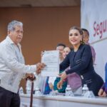 Entrega Evelyn Salgado títulos de propiedad a 250 familias de diversos municipios de Guerrero