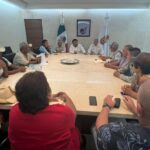 El subsecretario de Desarrollo Político y Social, Francisco Rodriguez Cisneros, encabezó una reunión con manifestantes que bloquearon el viaducto Metlapil