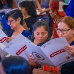 Otorga Evelyn Salgado certeza jurídica a 500 familias de Acapulco con la entrega de títulos de propiedad de vivienda