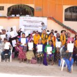 Familias de Acatepec en la región de la Montaña beneficiadas con la entrega de rectificaciones y actas de nacimiento