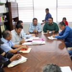 El subsecretario de Desarrollo Político, Francisco Rodríguez atiende peticiones de habitantes de la Montaña