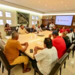 Gobierno del Estado atiende a prestadores de servicios turísticos de la Zona Diamante tras manifestación