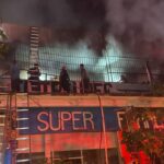 Atienden SGIRPC incendio de bodegas en Cruz Grande en la Costa Chica