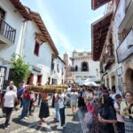 Turistas disfrutan de Acapulco, Ixtapa, Zihua y Taxco en Semana Santa mayor