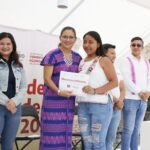 Premian a 24 artesanos de Chilapa en el Décimo Primer Concurso Artesanal de Tejido y Torcido de Palma, Hoja de Maíz, Carrizo y Textiles