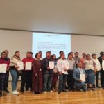 Ganan artesanos guerrerenses premios en la XII Edición del Concurso Nacional Grandes Maestras y Maestros