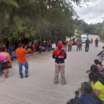 Gobierno del estado atiende a familias afectadas por un deslizamiento de tierra en Chilapa de Álvarez 