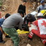 La SGIRPCGRO atiende volcadura de un vehículo en localidad de Xocomanatlán