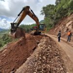 La CICAEG realiza trabajos de rehabilitación en un tramo de la carretera Taxco – Ixcateopan