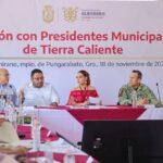 Evelyn Salgado fortalece coordinación con alcaldes y alcaldesas de Tierra Caliente