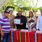 En representación de la Gobernadora Evelyn Salgado, acude Francisco Rodríguez Cisneros, Subsecretario de Desarrollo Político y Social a la ceremonia de develación del Cartel de la Feria de Zumpango. 