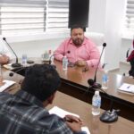 Francisco Rodríguez Cisneros, acompañó un encuentro de diálogo entre integrantes de la Coordinadora Regional de Autoridades Comunitarias–Policía Comunitaria (CRAC-PC) y el presidente del Tribunal Superior de Justicia