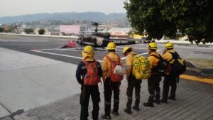 SSP Guerrero se suma a labores de atención a incendios forestales con Unidad Aeromóvil en Chilpancingo