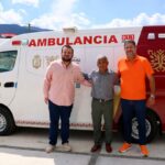 Augusto César Cruz Castillo entregó una ambulancia