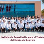 CEREMONIA DE HOMENAJE E IZAMIENTO DE LA BANDERA CORRESPONDIENTE AL MES DE MARZO