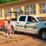 Seguridad Pública realizan labores de vigilancia al exterior de instituciones educativas