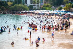Guerrero vive una activa temporada vacacional de Semana Santa