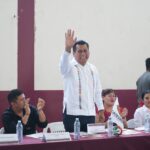 ASISTE EL DIRECTOR GENERAL DEL ICATEGRO MTRO. MARCO ANTONIO MARBAN GALVAN A ENTREGA DE CONSTANCIAS EN CHICHIHUALCO