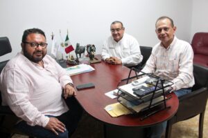 Francisco Rodríguez Cisneros, sostuvo una reunión de trabajo con el coordinador estatal del IMSS-Bienestar