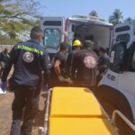 Atienden cuerpos de emergencia accidente vehicular en Viaducto Diamante de Acapulco