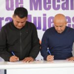 FIRMA DE CONVENIO ENTRE EL ICATEGRO DIRIGIDO POR EL MTRO. MARCO ANTONIO MARBAN GALVAN Y LA SEPLADER ENCABEZADA POR EL MTRO. RENE VARGAS PINEDA