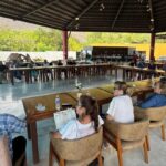 Instalan mesa de diálogo en Tuxpan para fortalecer el turismo en la Zona Norte; entregan constancias a prestadores