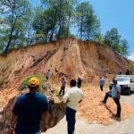 Gobierno del estado rehabilita tramo afectado de la carretera Río Iguapa – Arroyo Hoja de Venado, en San Luis Acatlán